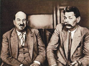 А. В. Луначарский и А. М. Горький. 1929 г.