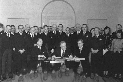 Подписание Пакта Рериха. 15 апреля 1935 г.