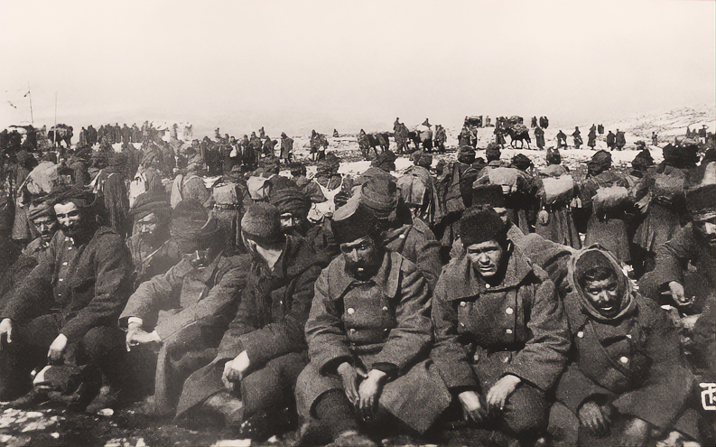 Турецкие военнопленные после битвы при Бизани